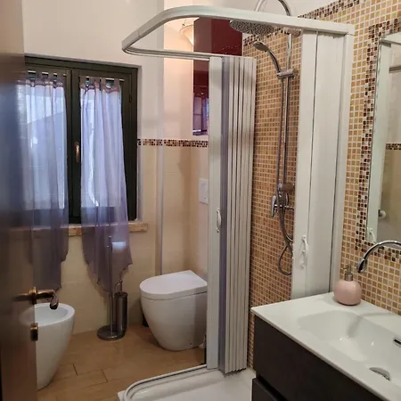 Apartment Fattoria Del Colle By Enrico Casa Cappanera