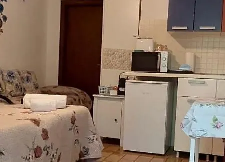 Apartment Fattoria Del Colle By Enrico