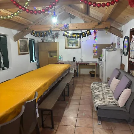 Apartment Fattoria Del Colle By Enrico