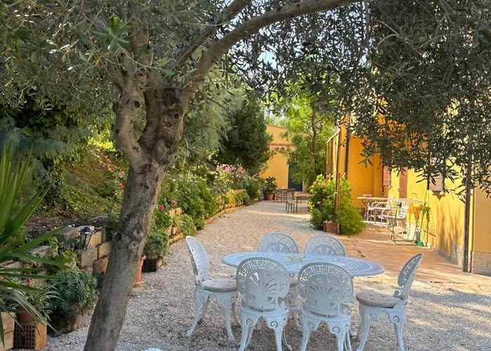 Fattoria Del Colle By Enrico Casa Cappanera