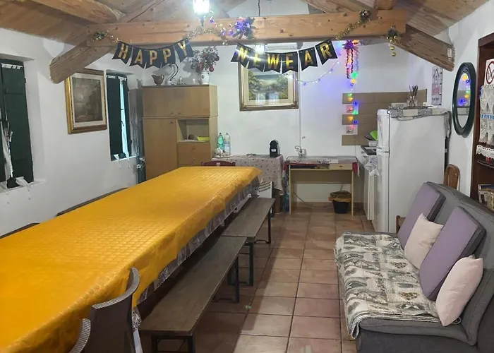 Apartment Fattoria Del Colle By Enrico